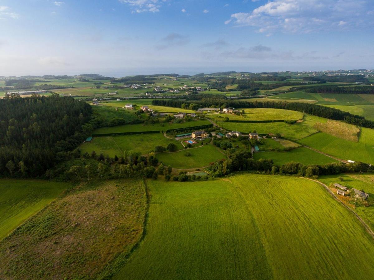 Hotel Hacienda Llamabua Navia Zewnętrze zdjęcie