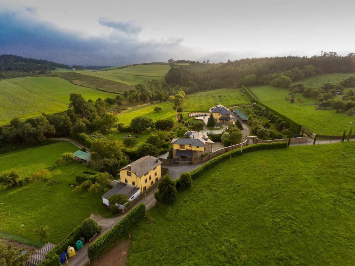 Hotel Hacienda Llamabua Navia Zewnętrze zdjęcie
